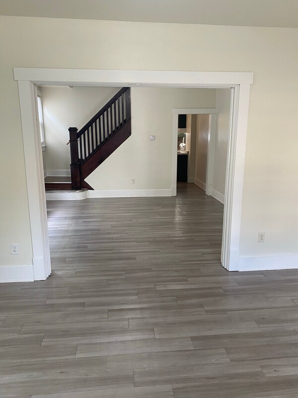 Foto del edificio - 223-225 Fairfield Ave