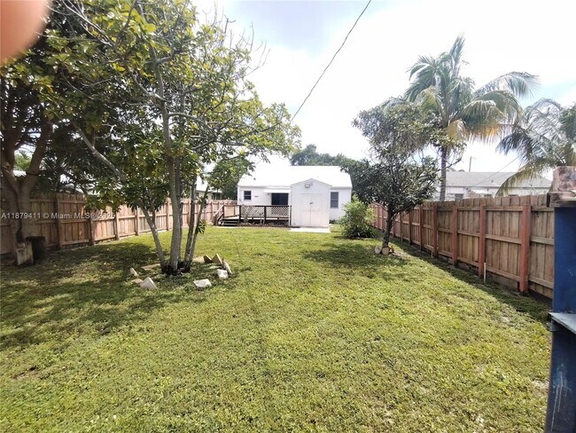 Foto del edificio - 306 SW 1st Ave