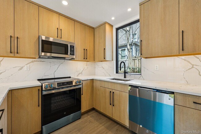 Foto del edificio - 325 Manville Rd