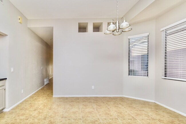 Building Photo - 9495 E Lochnay Ln