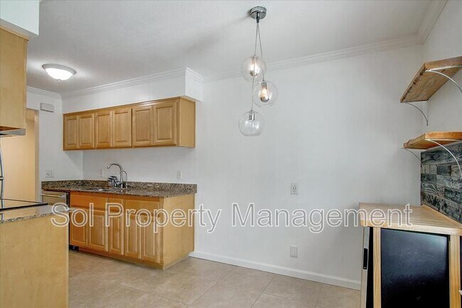 Foto del edificio - 1925 46th Ave