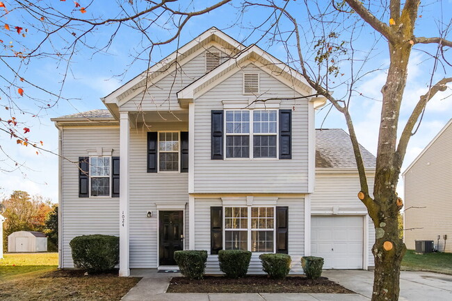 Building Photo - 1024 Penncross Dr