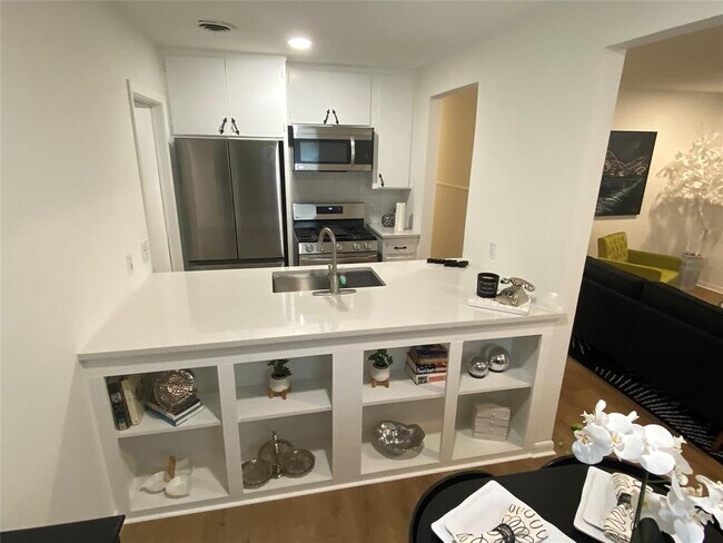 Foto del edificio - 2504 Southland Dr