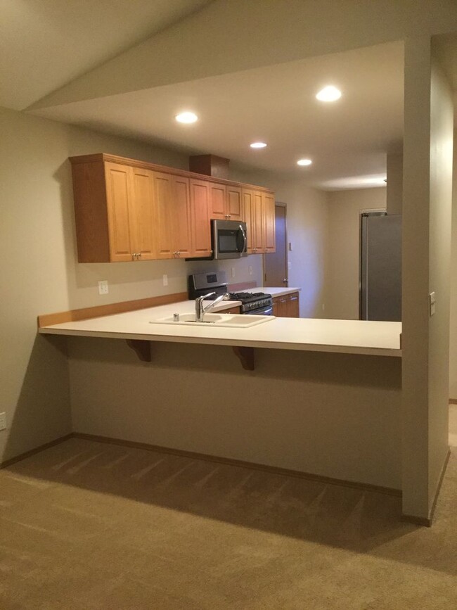 Building Photo - Summerwind Community in Silverdale