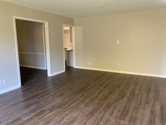 Building Photo - UPDATED HOME IN GREENACRES PLACE (North Bossier)