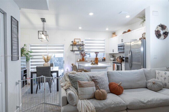 Foto del edificio - 2705 SE 15th St