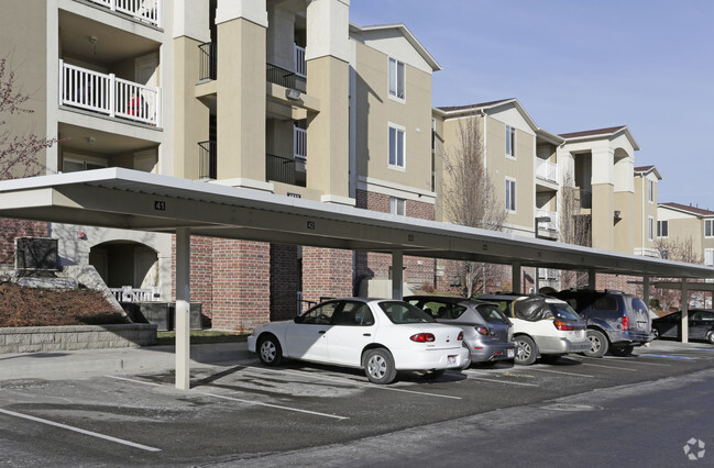 Building Photo - Frontgate Apartments