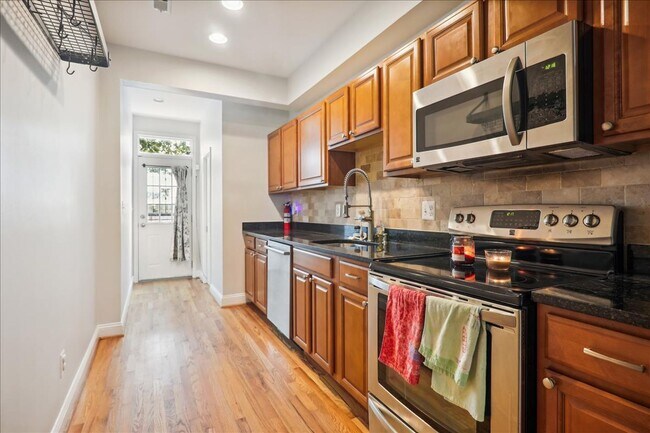 Foto del edificio - END UNIT 2 + 1.5 Fantastic on Florida! 2 B...