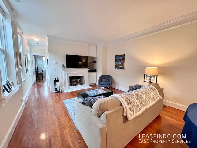 Building Photo - 1725 P St NW