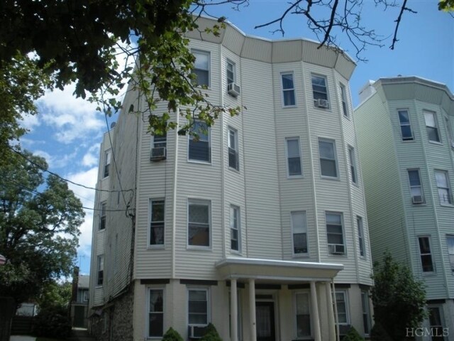 Foto principal - 16 Cedar St