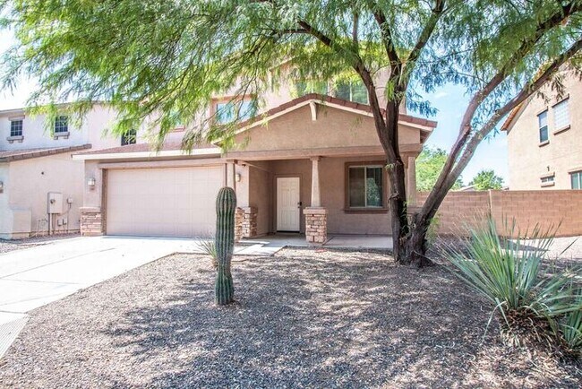 Building Photo - 5Bedroom/3Bath San Tan Vally Home!