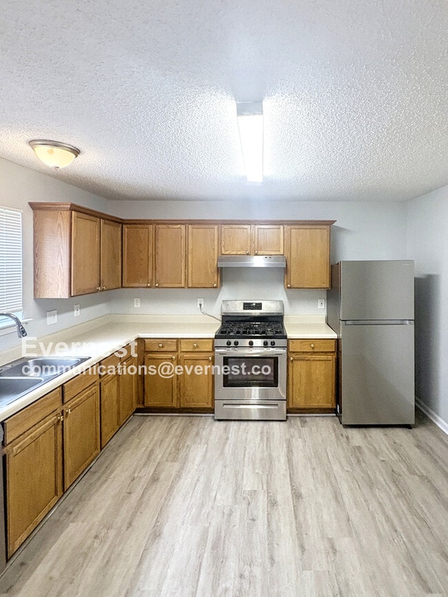 Building Photo - 551 Eagles Crossing Cir
