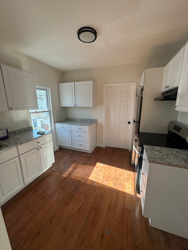 Photo - 2-27R-27 Beach 99th St House