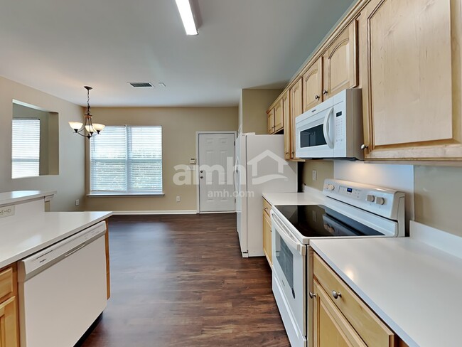 Building Photo - 13207 Meadowmere Rd