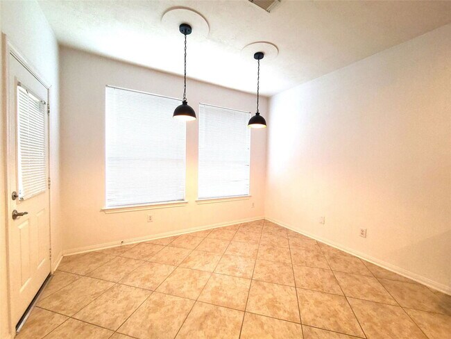Foto del edificio - 119 Benedict Canyon Loop