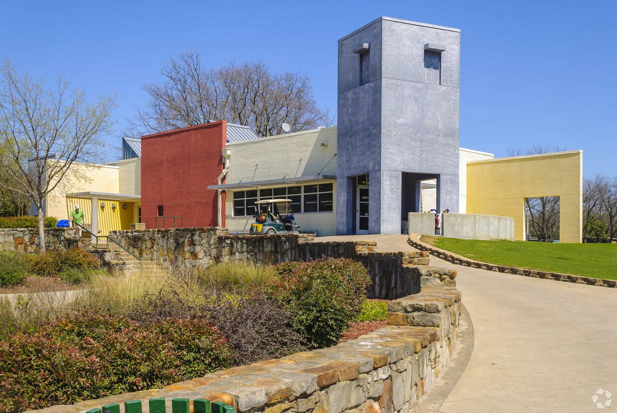 Building Photo - Keeton Apartments