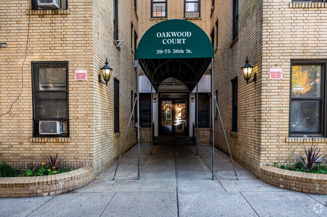 Foto del edificio - Oakwood Court