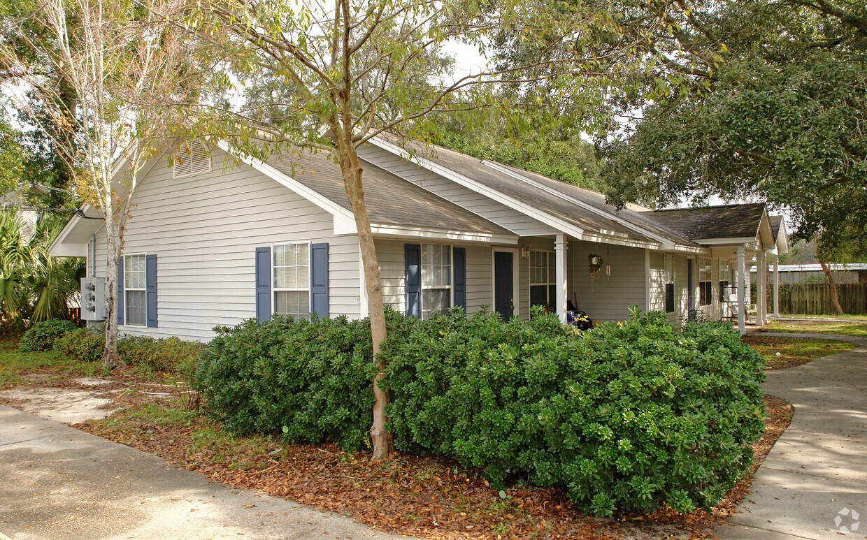 Foto principal - 1814-1816 Brown Ave