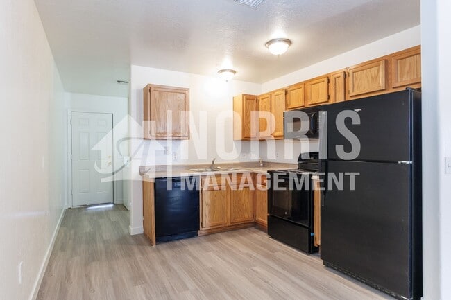 Building Photo - Perfect Duplex in Arizona City