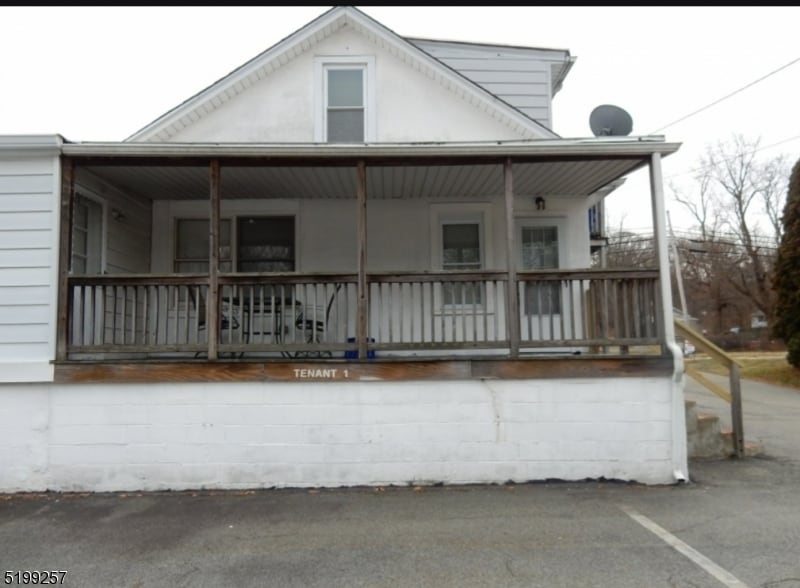 134 Main St Unit 3, Netcong, NJ 07857 Room for Rent in Netcong, NJ