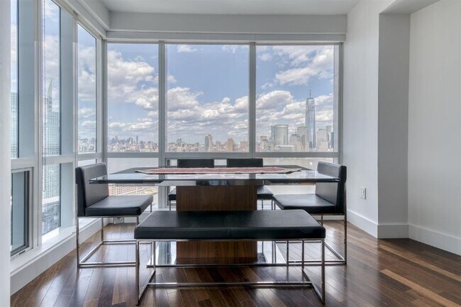 Foto del edificio - 77 Hudson St