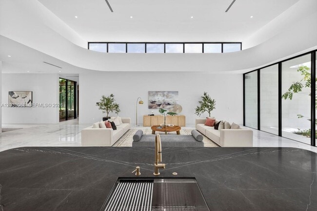 Foto del edificio - 5671 SW 130th Ave
