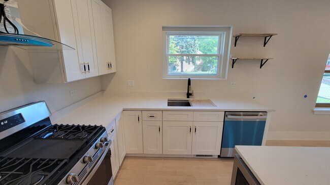 Foto del edificio - 4000 Forest Ave