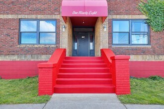 Building Photo - 198 Court St