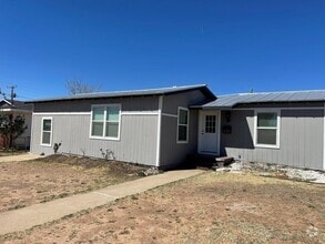 Building Photo - 1209 Patton Dr