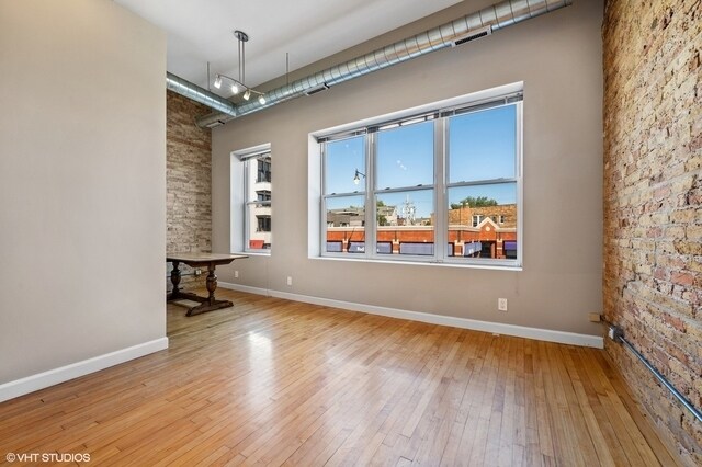 Foto del edificio - 1807 W North Ave