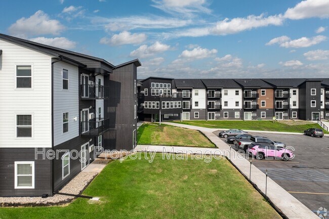 Foto del edificio - 1020 Lakeland Dr NE