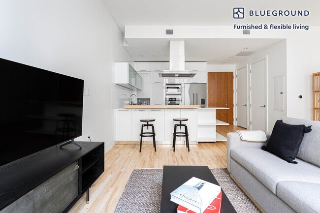 Building Photo - 1555 Blake St