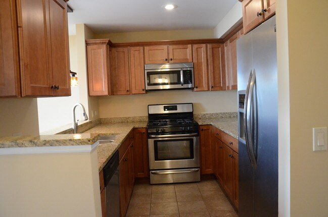 Foto del edificio - 824 E Hillside Ave