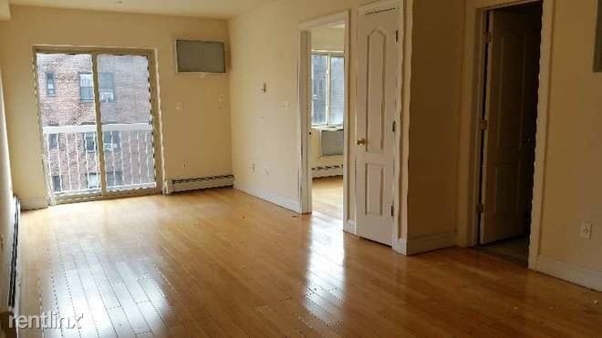 Foto principal - 14141 Pershing Cres
