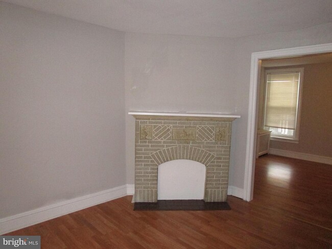 Building Photo - 3829 Lawndale St