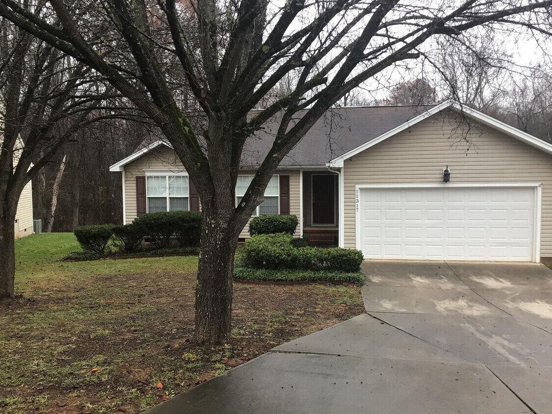 11317 Gold Pan Road House Rental in Charlotte, NC