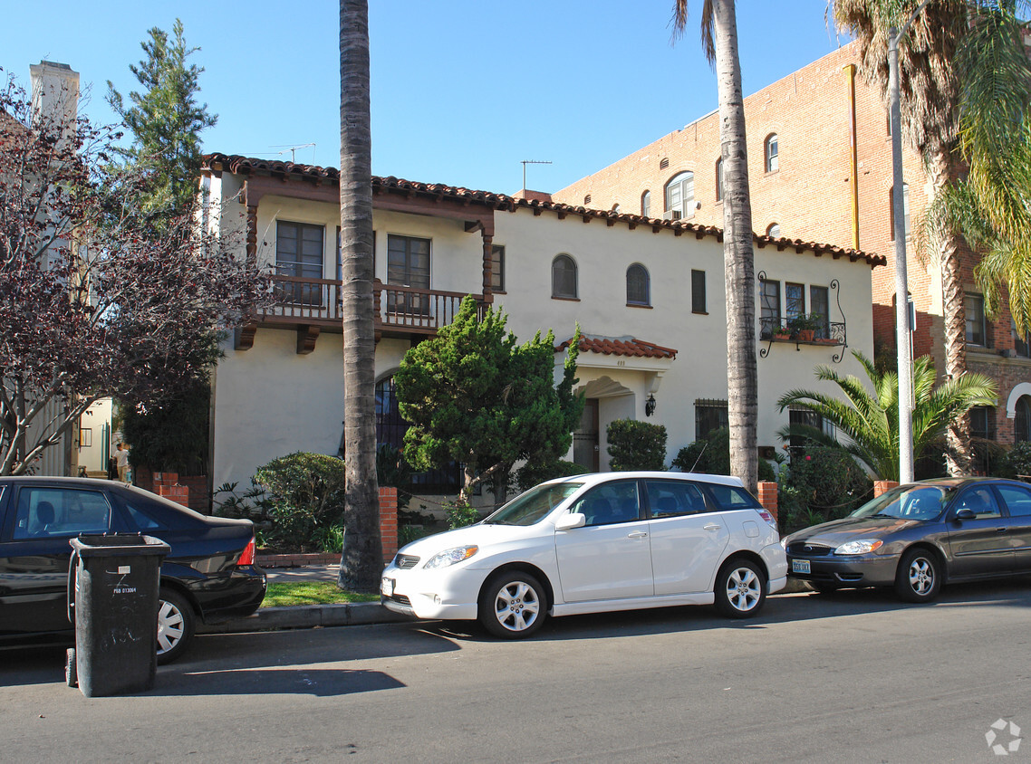 Foto principal - 409 S Cochran Ave