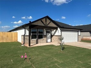 Building Photo - 404 Waterloo Dr