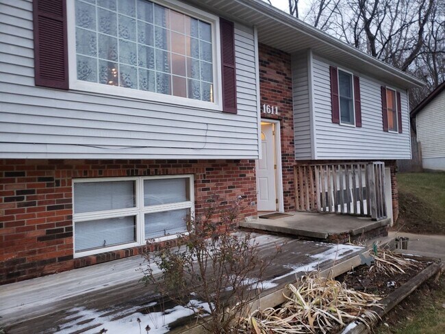 Foto del edificio - 1611 S Troy Ct
