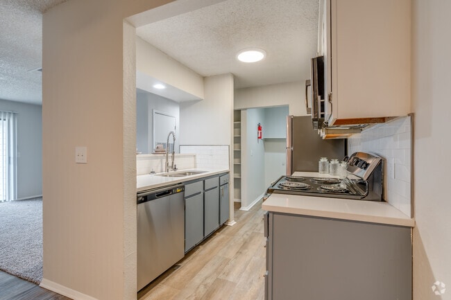 Interior Photo - The Arden Overlook