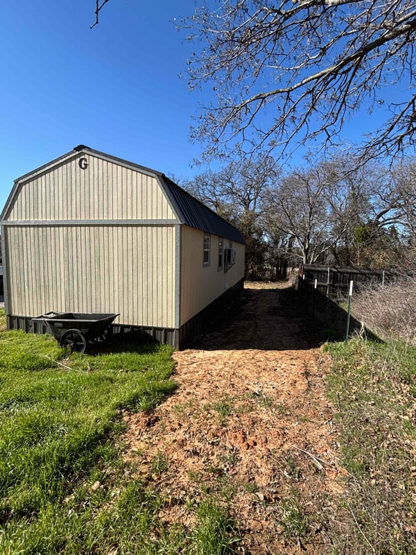 Building Photo - 3404 E Hwy 199