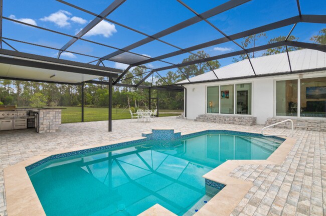Foto del edificio - 6181 Shady Oaks Ln
