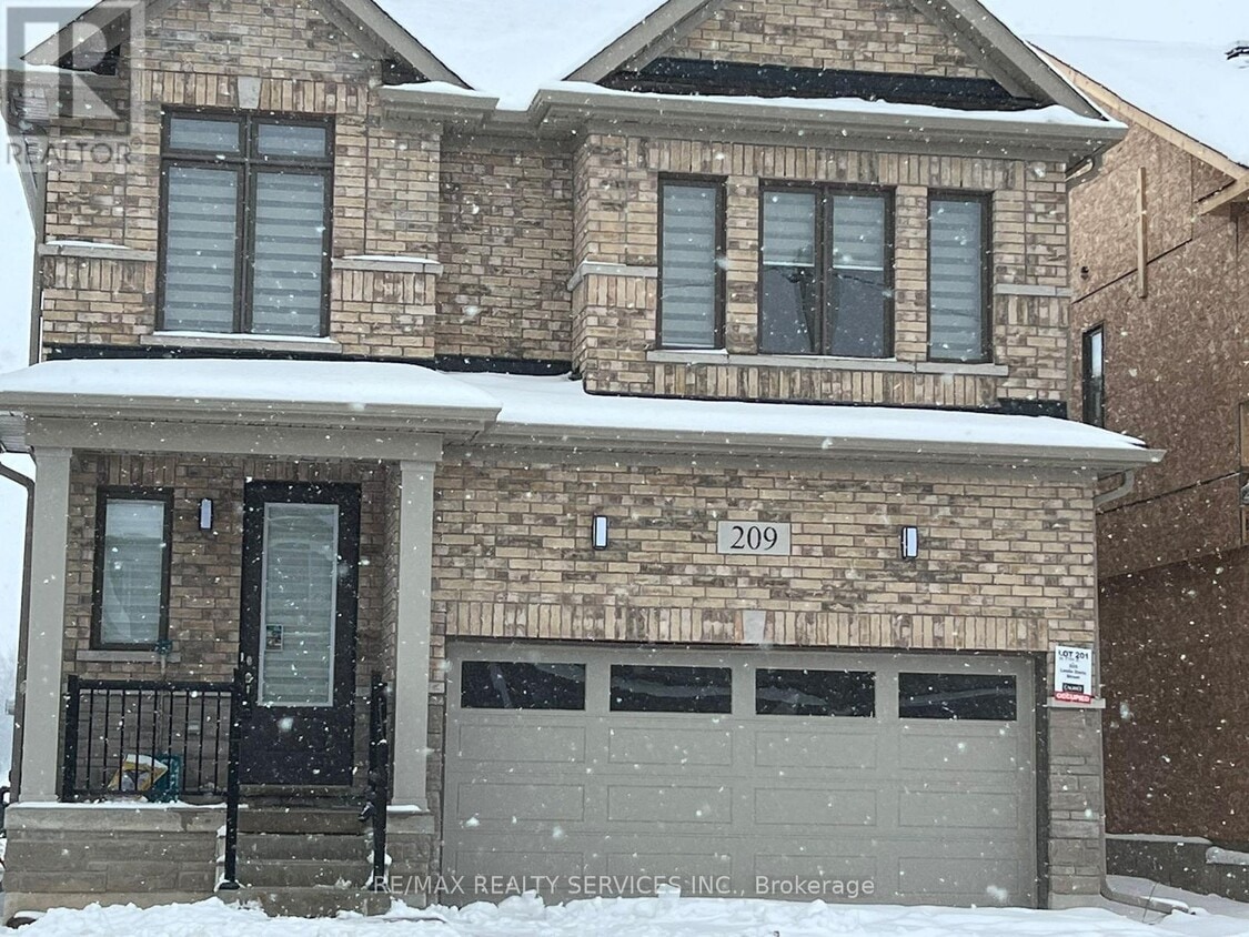 Photo principale - 209 Leslie Davis St