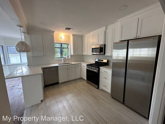 Foto del edificio - 3 br, 2 bath House - 3917 Baltimore Avenue