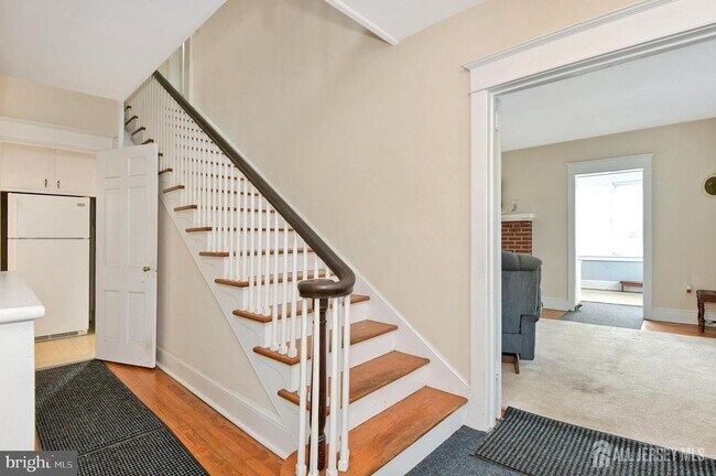 Foto del edificio - 3728 US-1