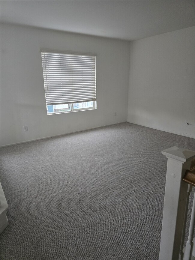 Foto del edificio - 42165 Calabria Dr