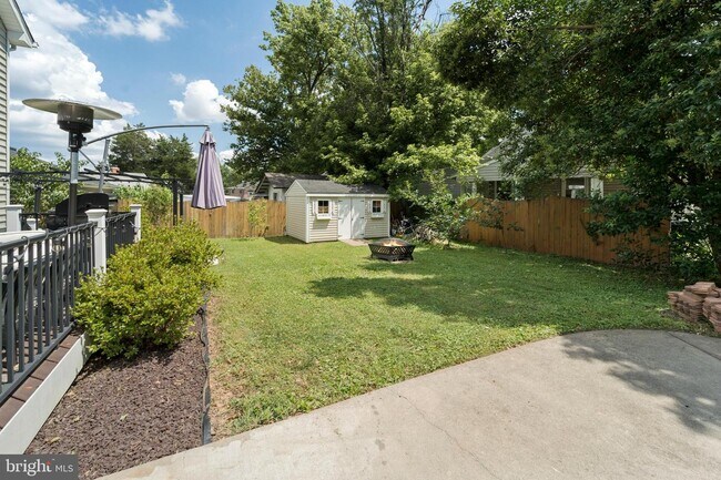 Building Photo - 3111 Hall Ct