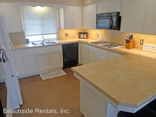 Building Photo - 4 br, 2.5 bath House - 538 St. Mary