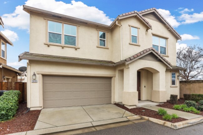 Building Photo - 5605 Boone Park Dr