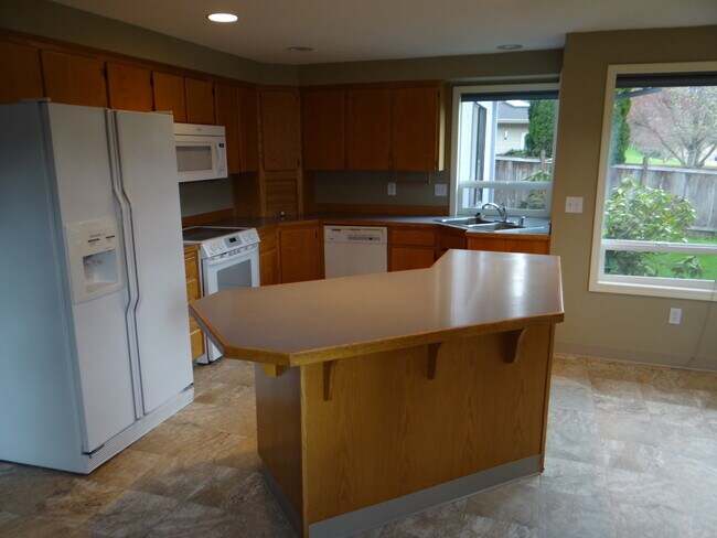 Foto del edificio - 12606 NE 37th Ct